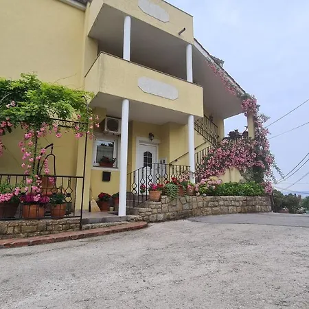 Apartment Iva Supetarska Draga