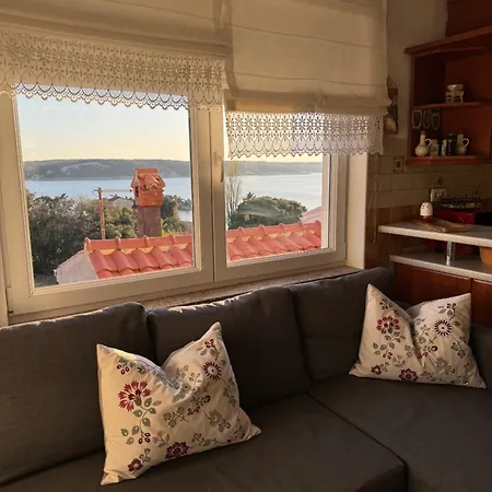 Iva * Supetarska Draga